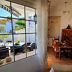Σπίτι διακοπών Gemuetliches In Mit Grossem Garten Und Meerblick By Interhome