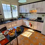 Σπίτι διακοπών Gemuetliches In Mit Grossem Garten Und Meerblick By Interhome *
