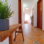 Σπίτι διακοπών Gemuetliches In Mit Grossem Garten Und Meerblick By Interhome