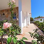 Gemuetliches In Mit Grossem Garten Und Meerblick By Interhome