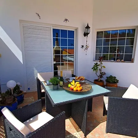 Ferienhaus Gemuetliches In Mit Grossem Garten Und Meerblick By Interhome *