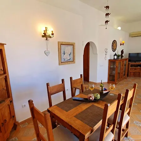 Gemuetliches In Mit Grossem Garten Und Meerblick By Interhome Ferienhaus *