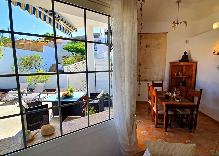 Ferienhaus Gemuetliches In Mit Grossem Garten Und Meerblick By Interhome