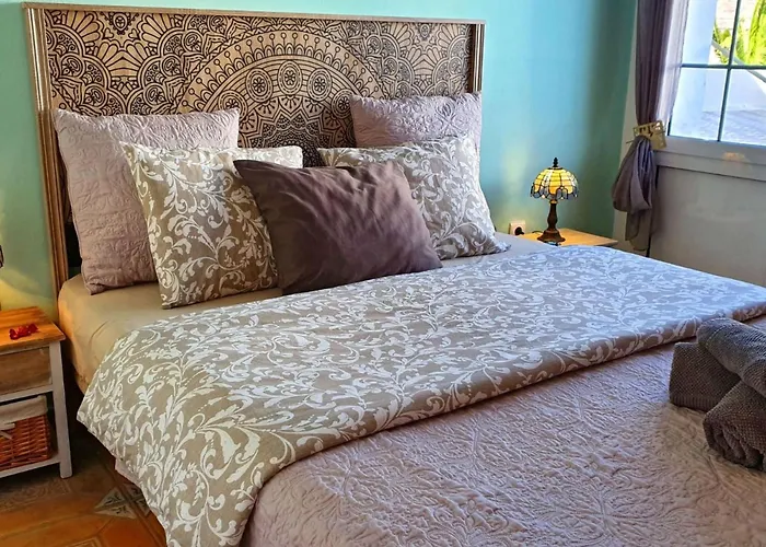 Gemuetliches In Mit Grossem Garten Und Meerblick By Interhome Tarajalejo